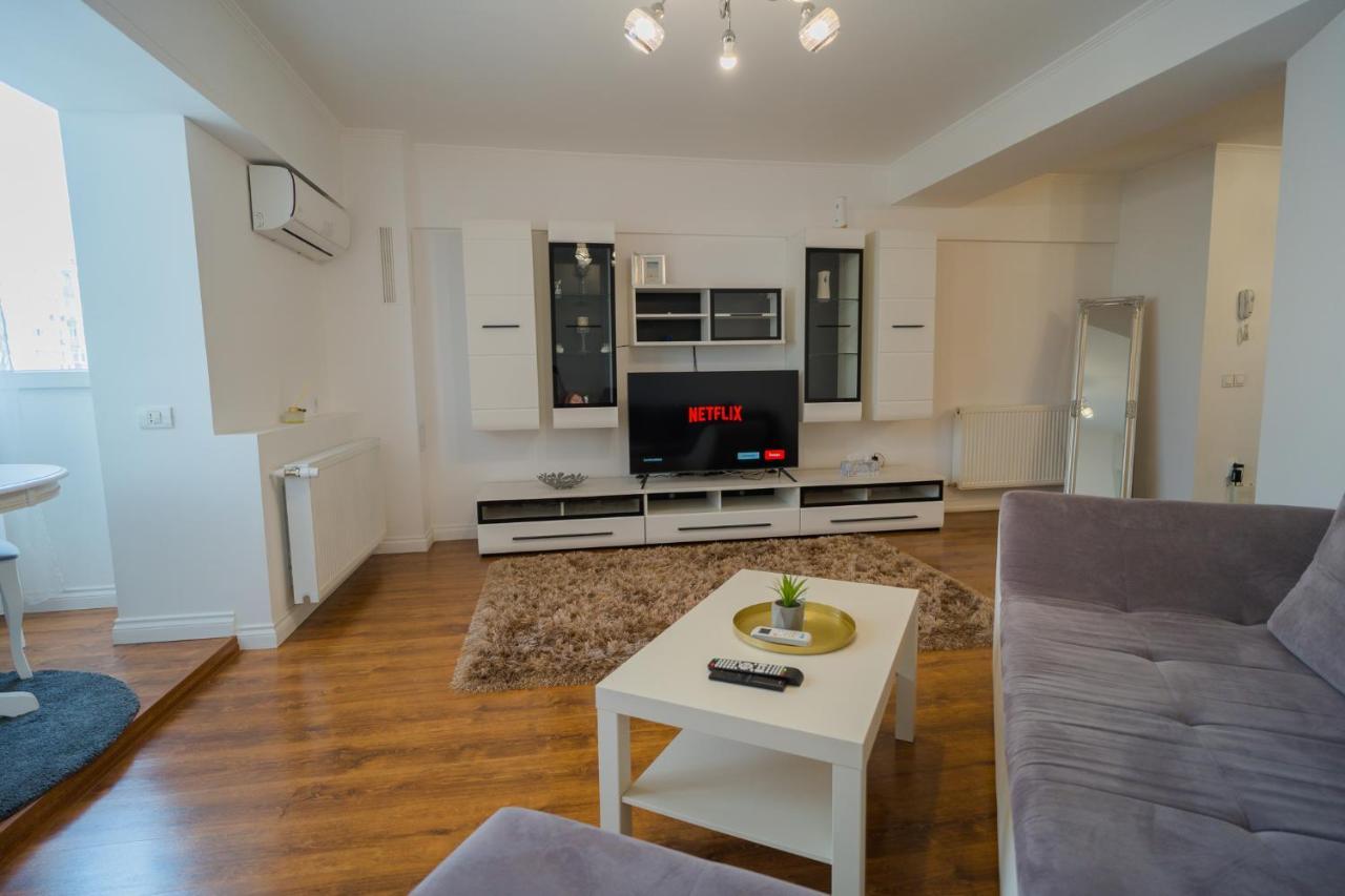 Cozy & Spacious 2Br Apartment With Netflix Бухарест Екстер'єр фото