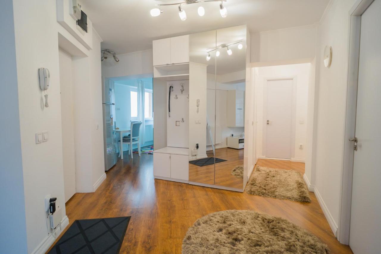 Cozy & Spacious 2Br Apartment With Netflix Бухарест Екстер'єр фото