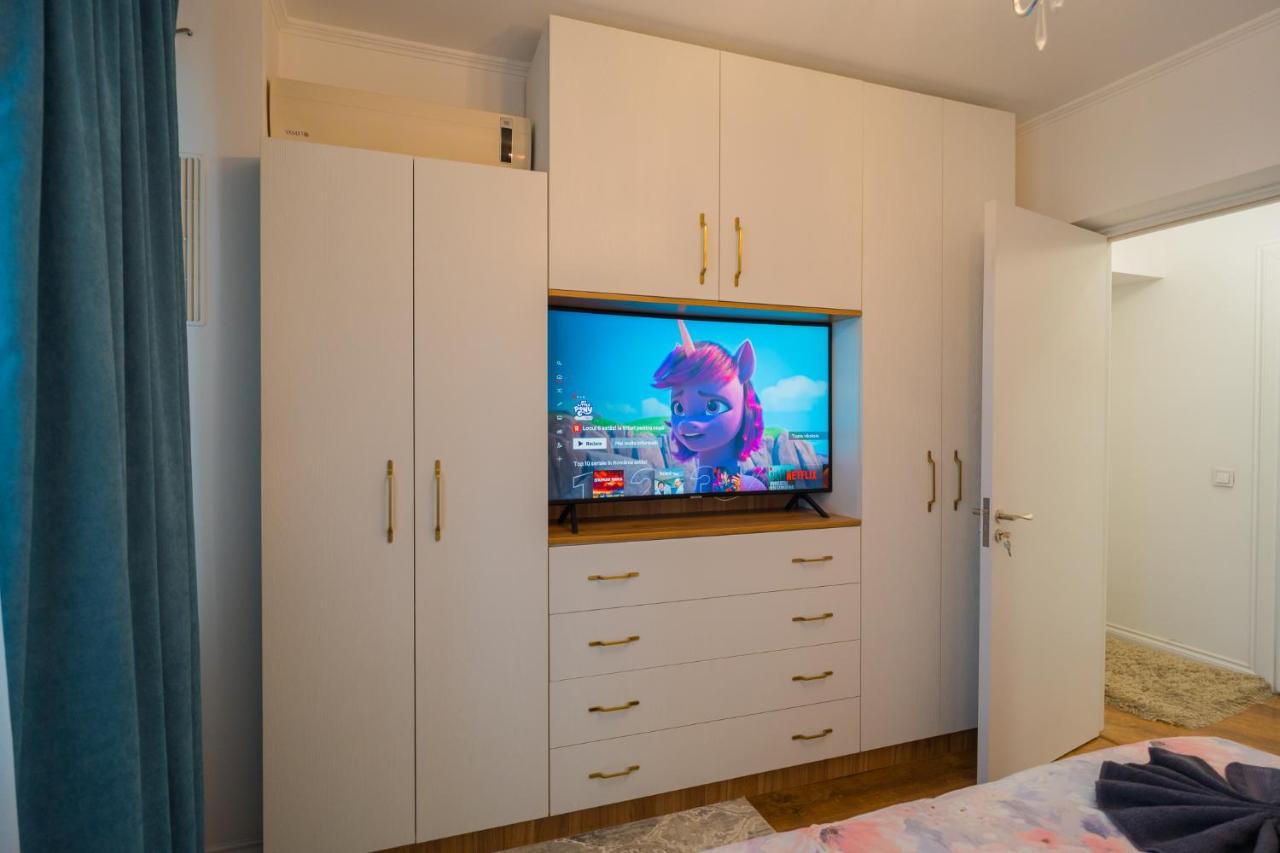 Cozy & Spacious 2Br Apartment With Netflix Бухарест Екстер'єр фото