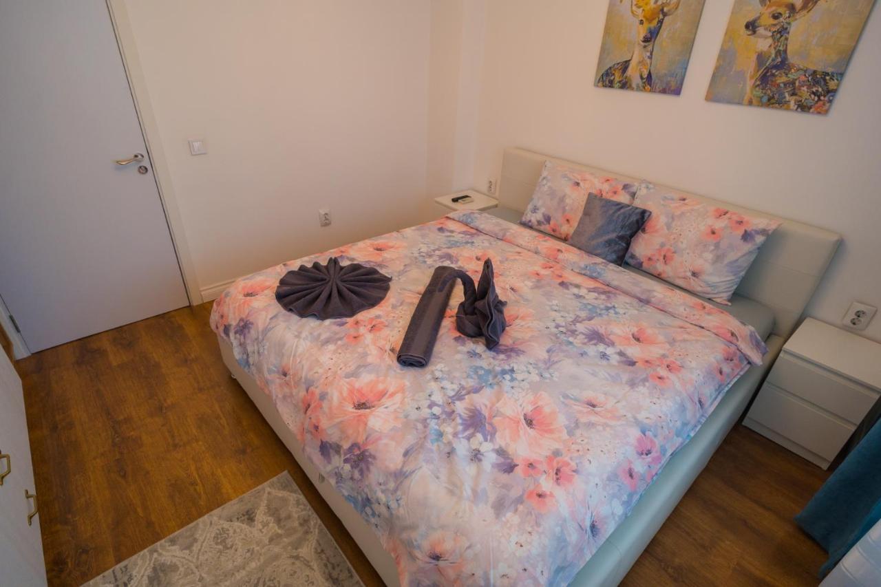 Cozy & Spacious 2Br Apartment With Netflix Бухарест Екстер'єр фото