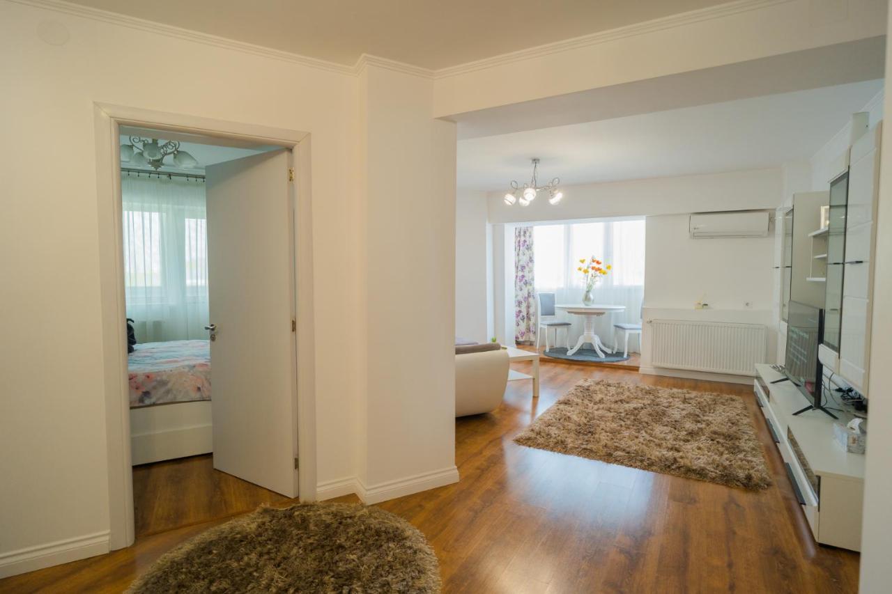 Cozy & Spacious 2Br Apartment With Netflix Бухарест Екстер'єр фото