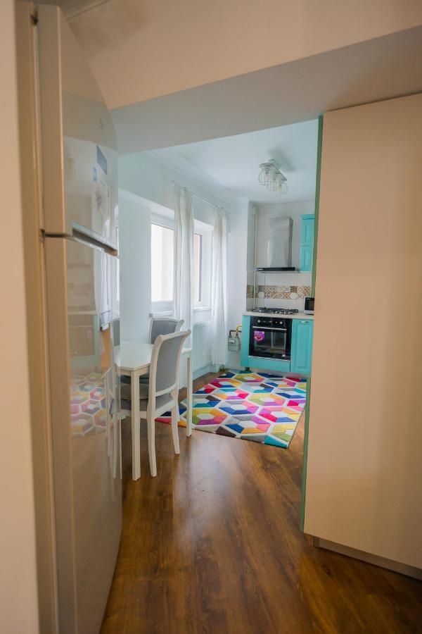 Cozy & Spacious 2Br Apartment With Netflix Бухарест Екстер'єр фото