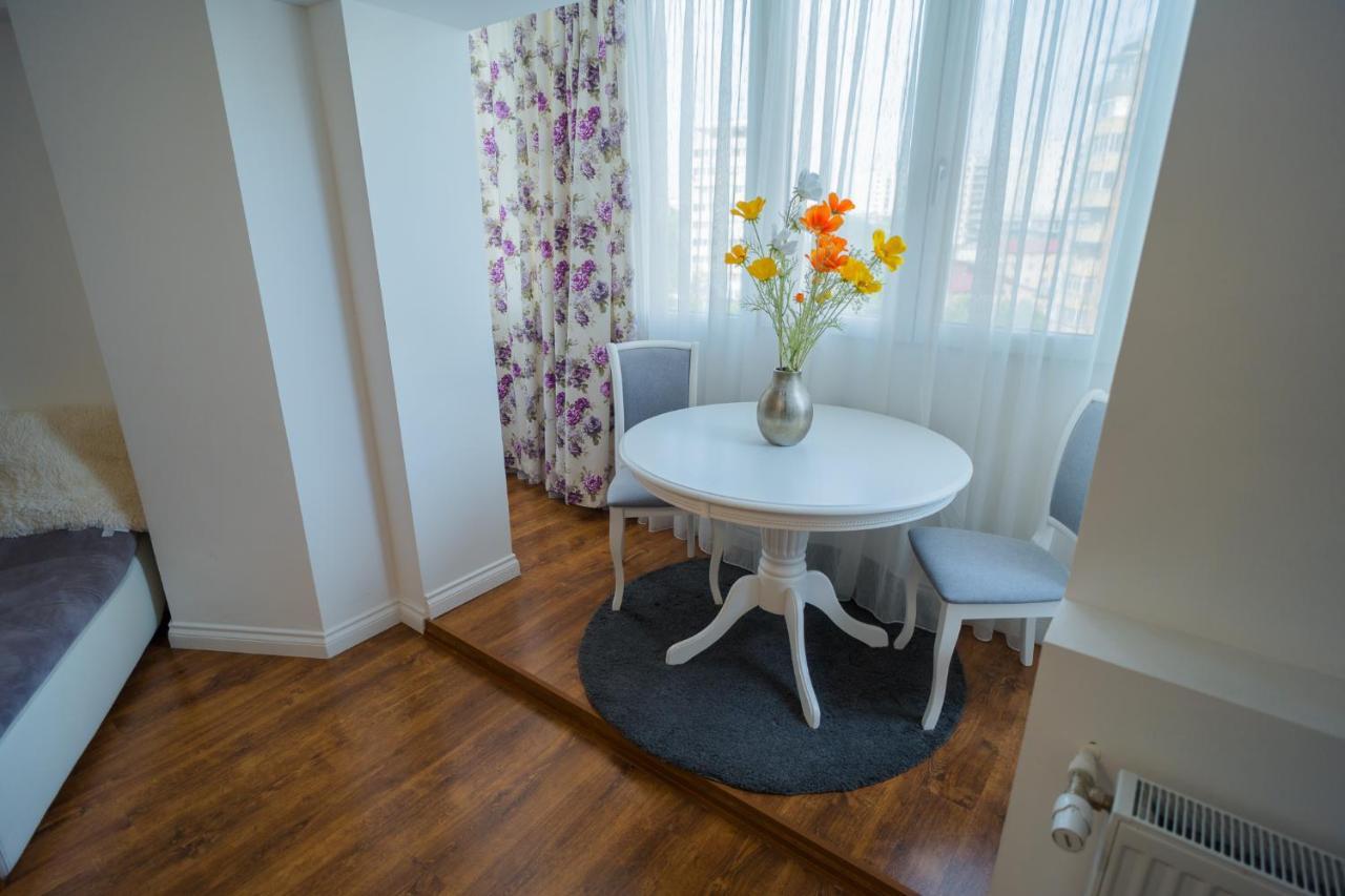 Cozy & Spacious 2Br Apartment With Netflix Бухарест Екстер'єр фото